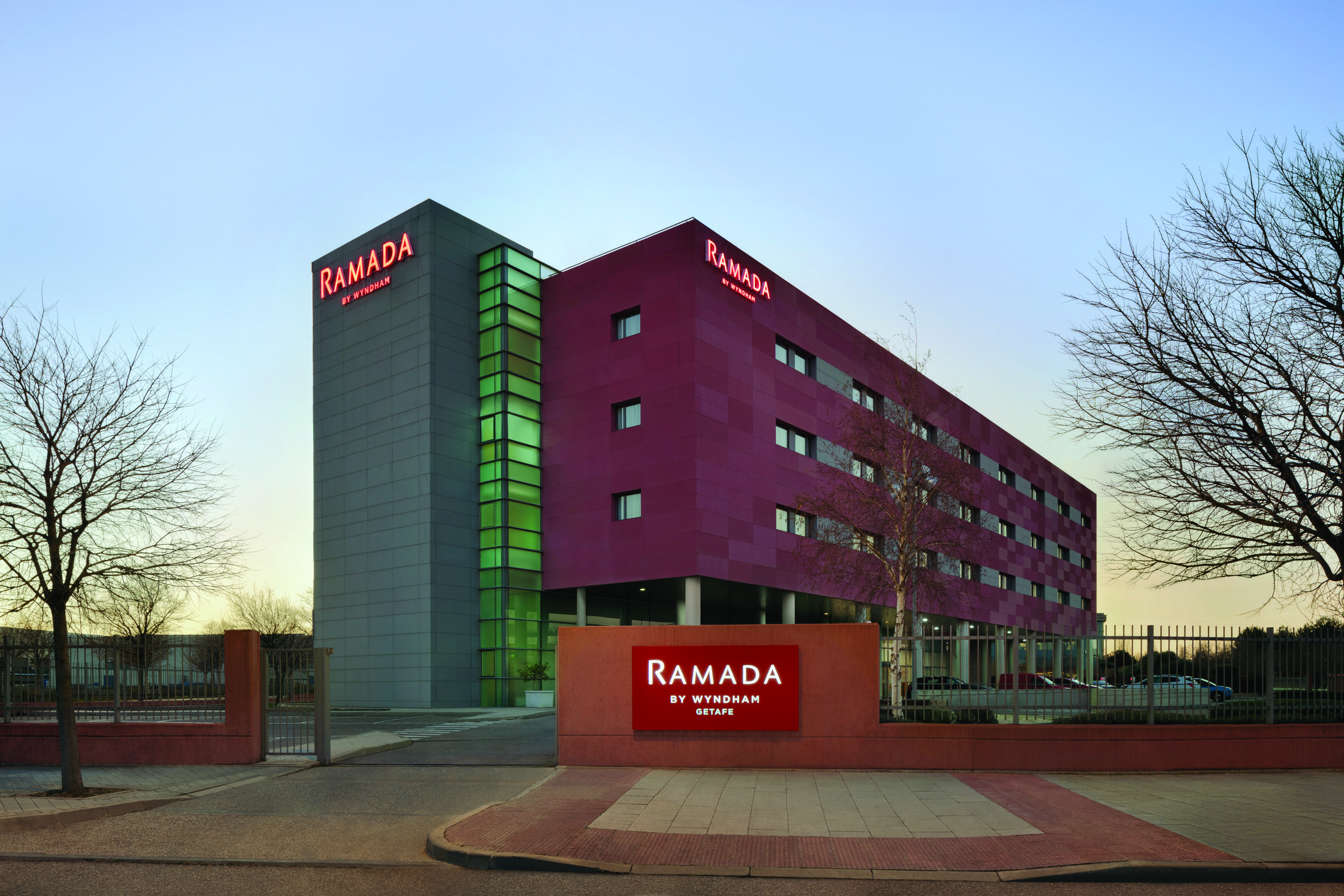 Ramada By Wyndham Madrid Getafe Hotell Eksteriør bilde