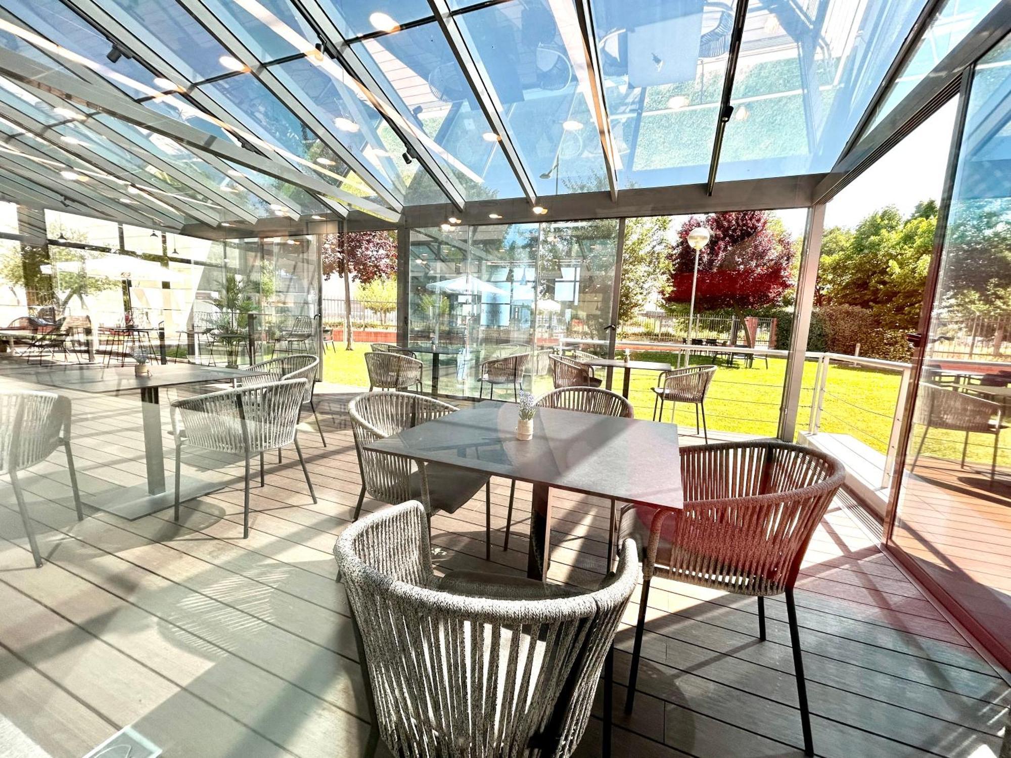 Ramada By Wyndham Madrid Getafe Hotell Eksteriør bilde