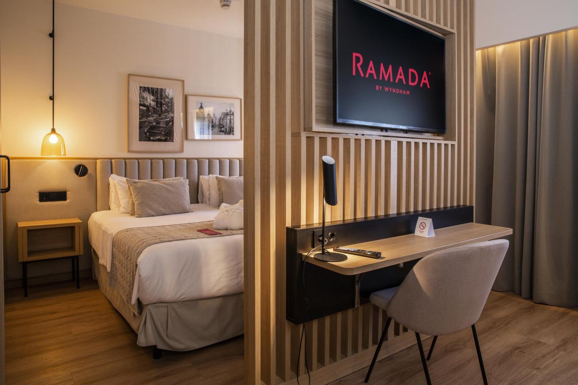 Ramada By Wyndham Madrid Getafe Hotell Eksteriør bilde