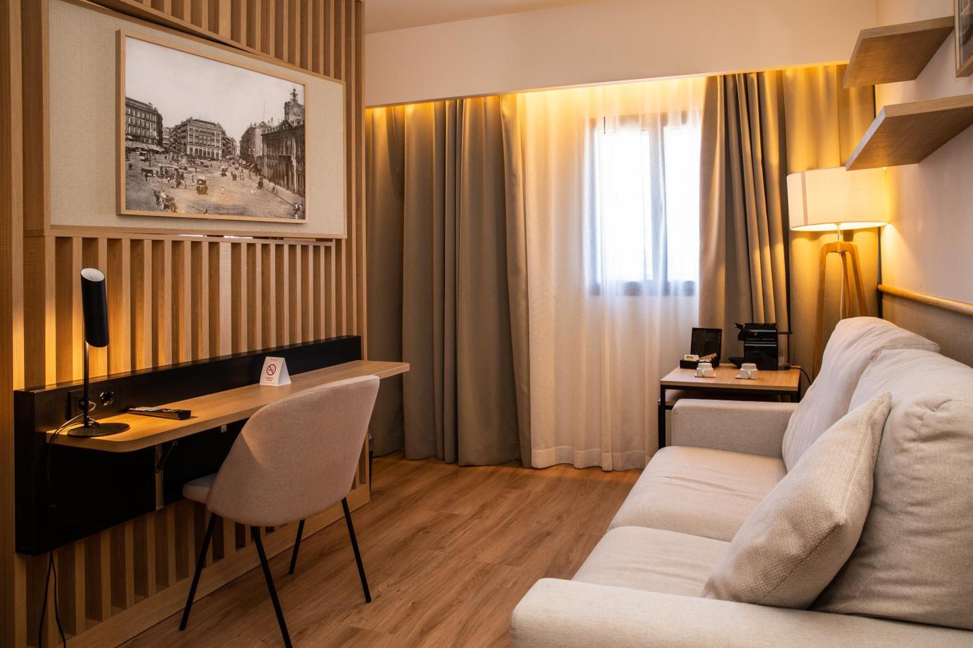 Ramada By Wyndham Madrid Getafe Hotell Eksteriør bilde
