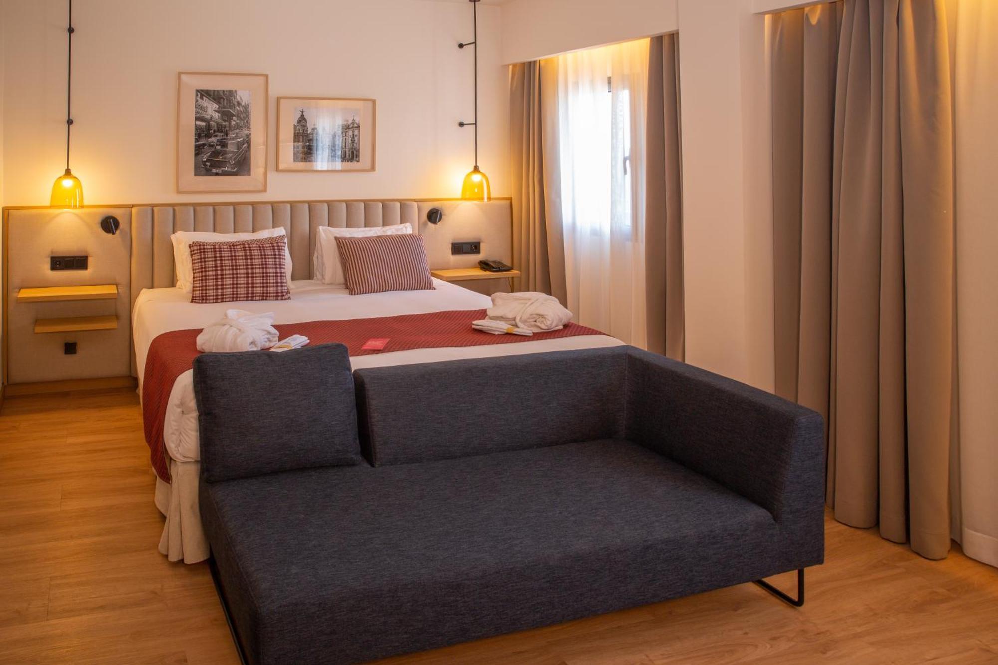 Ramada By Wyndham Madrid Getafe Hotell Eksteriør bilde